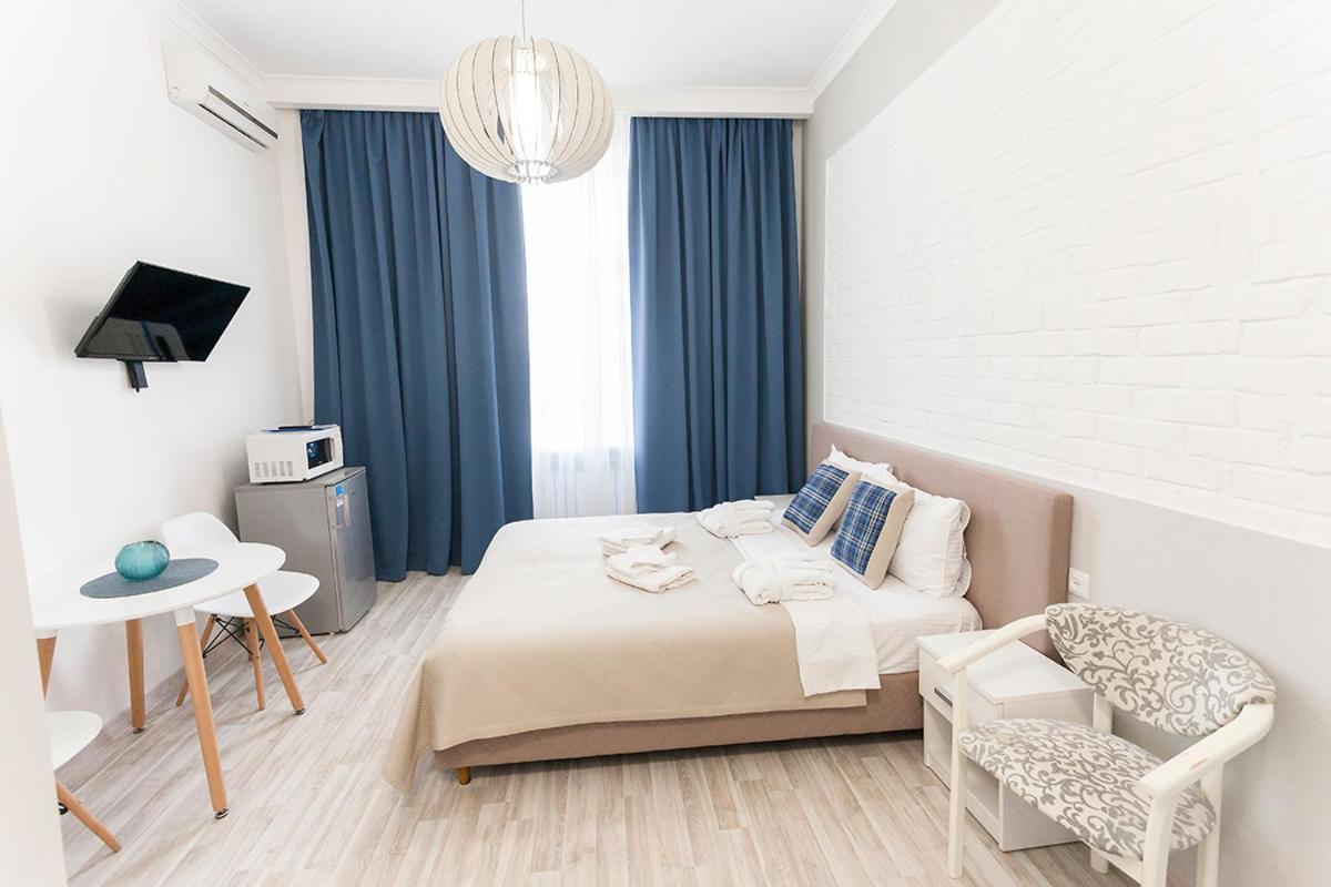 Kharkov & Apartments In The City Center Екстер'єр фото