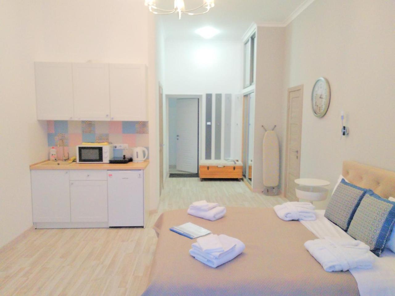 Kharkov & Apartments In The City Center Екстер'єр фото